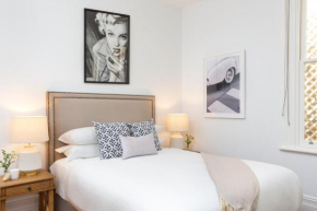 Ravenscourt s Studio Apartment Close to Everything Sydney